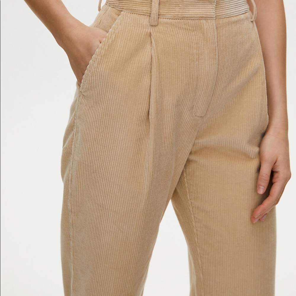Aritzia Wilfred Free
Lennox Pant